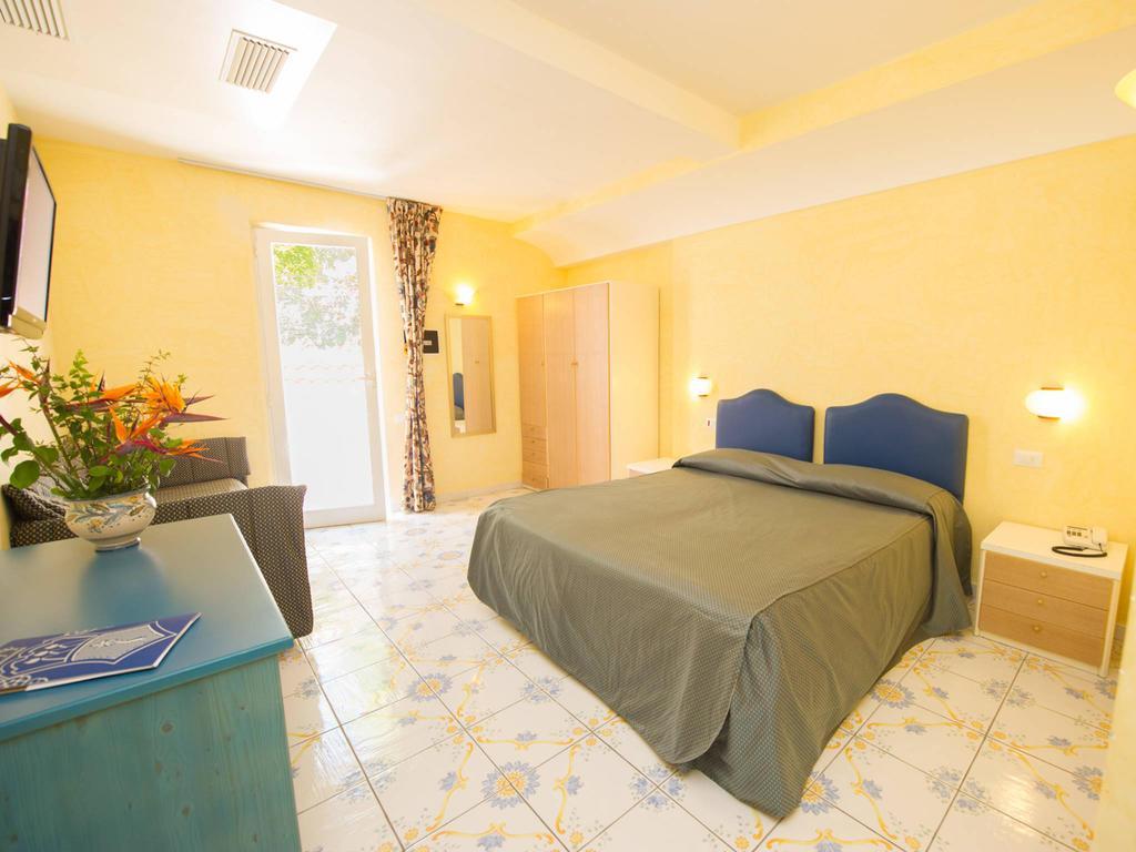 Hotel L'Approdo Casamicciola Terme Esterno foto