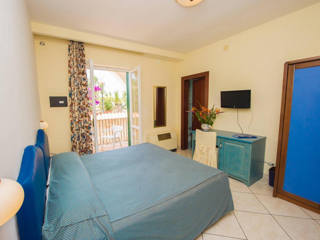 Hotel L'Approdo Casamicciola Terme Esterno foto