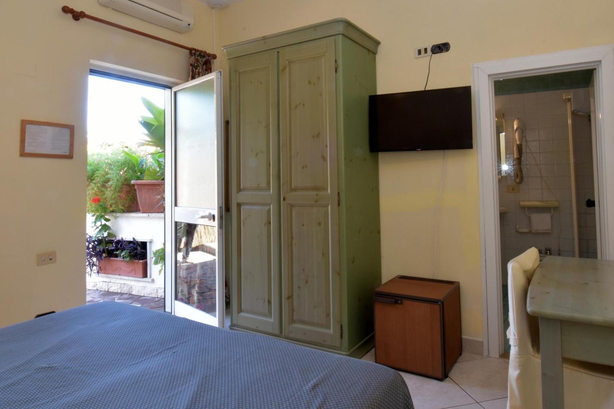 Hotel L'Approdo Casamicciola Terme Esterno foto